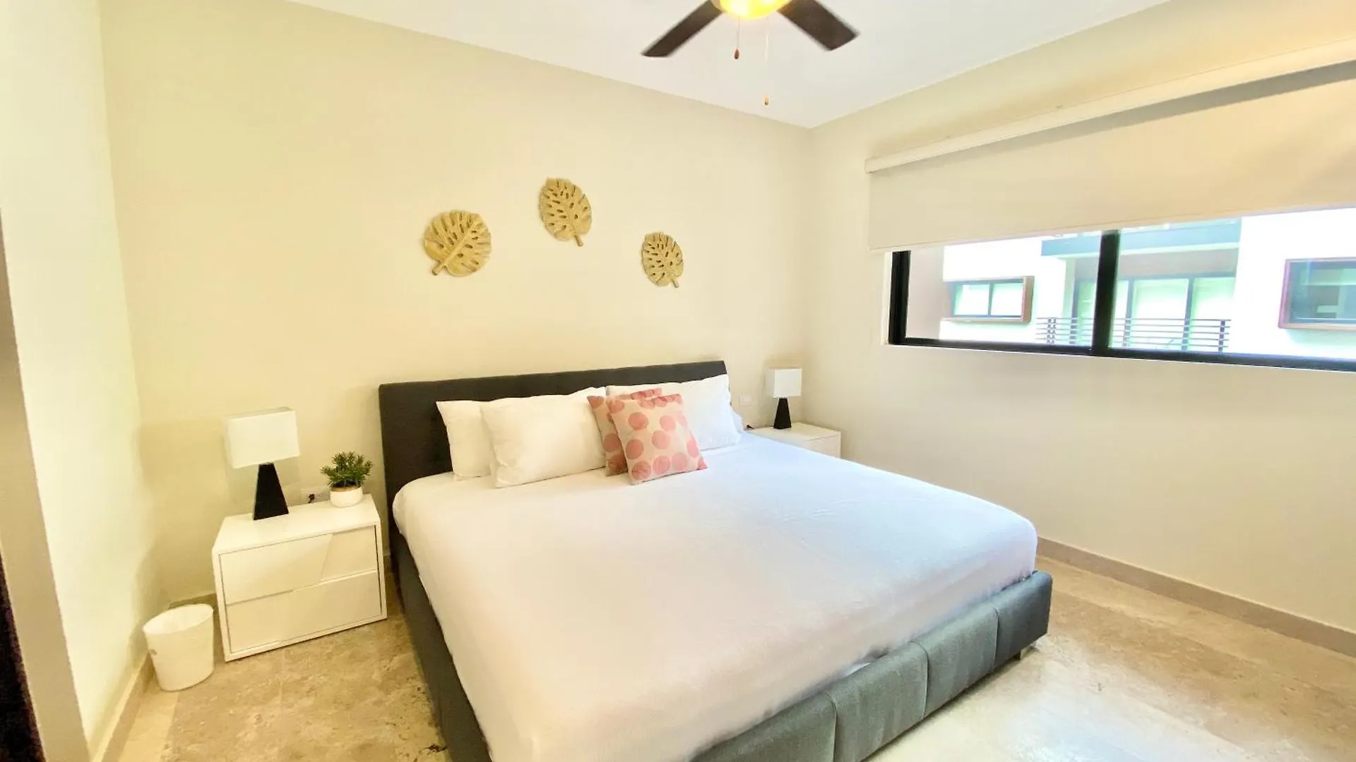 Top Location Condo Infinity Oceanview Pool And Gym Playa del Carmen Mexico