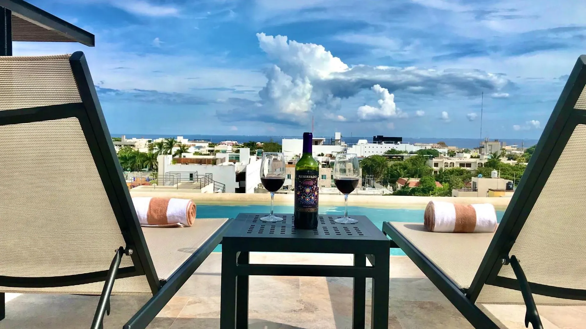 Apartment Top Location Condo Infinity Oceanview Pool And Gym Playa del Carmen