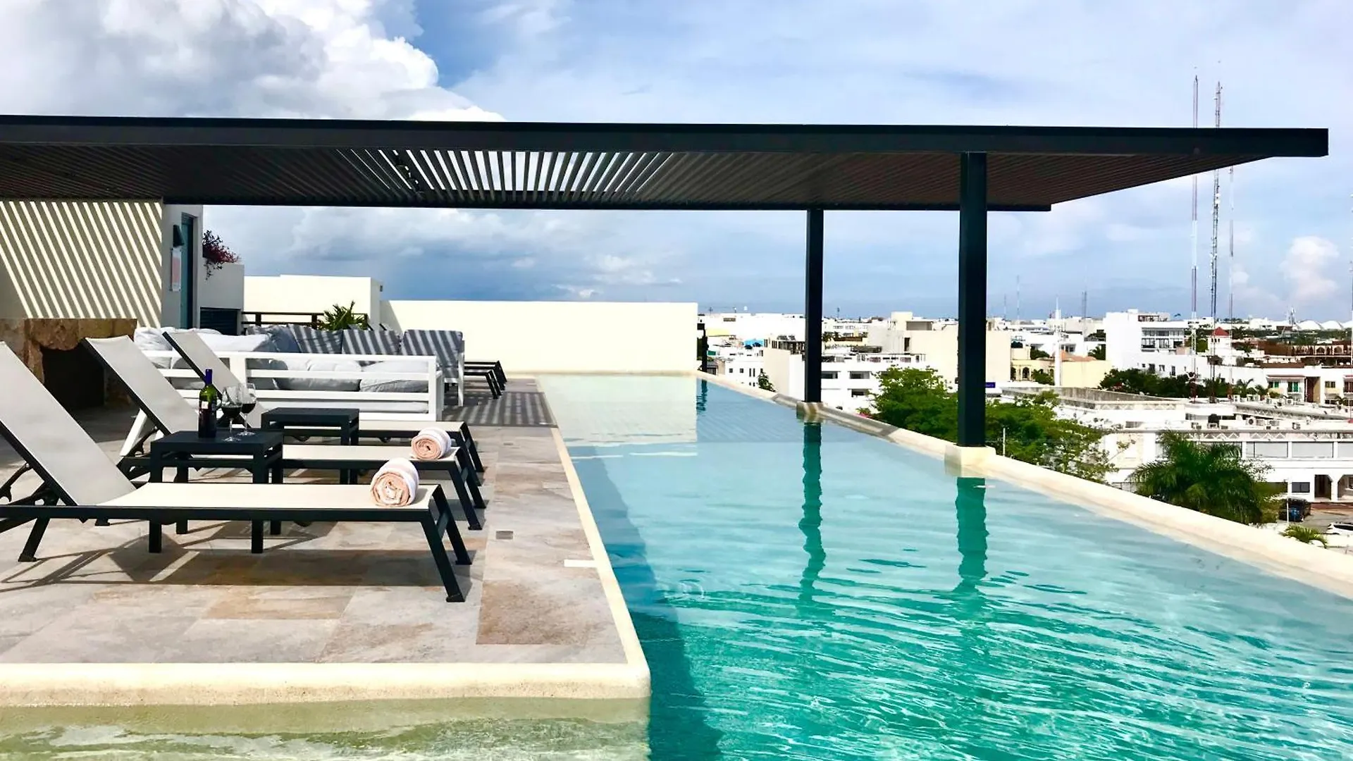 Top Location Condo Infinity Oceanview Pool And Gym Playa del Carmen Mexico